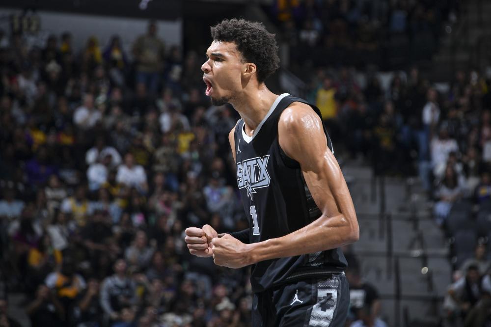 [欧冠]德布劳内助曼城一球小胜马德里竞技.